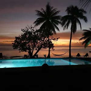 Fare Tokoau 2*, Moorea French Polynesia