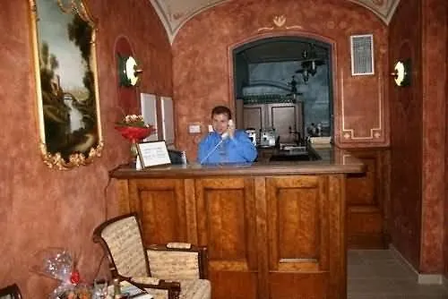 Hotel U Jezulatka Prag 4*,